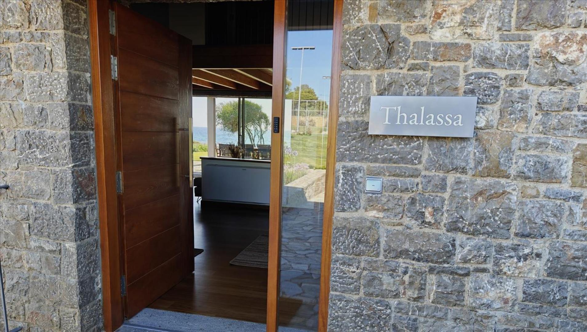 Real Life Homes Luxurious Seafront Villas Each With Their Own Private Pools Korakokhórion المظهر الخارجي الصورة